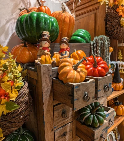 Decorative Speckled Pumpkin Figurine Set – Set of 3 - Image 3