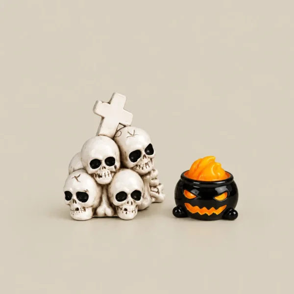 Miniature Halloween Skull & Jack-O’-Lantern Décor Set